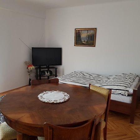 Mieszkanie W Centrum Krakowa Luaran gambar