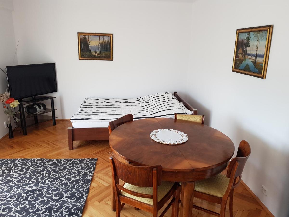 Mieszkanie W Centrum Krakowa Luaran gambar